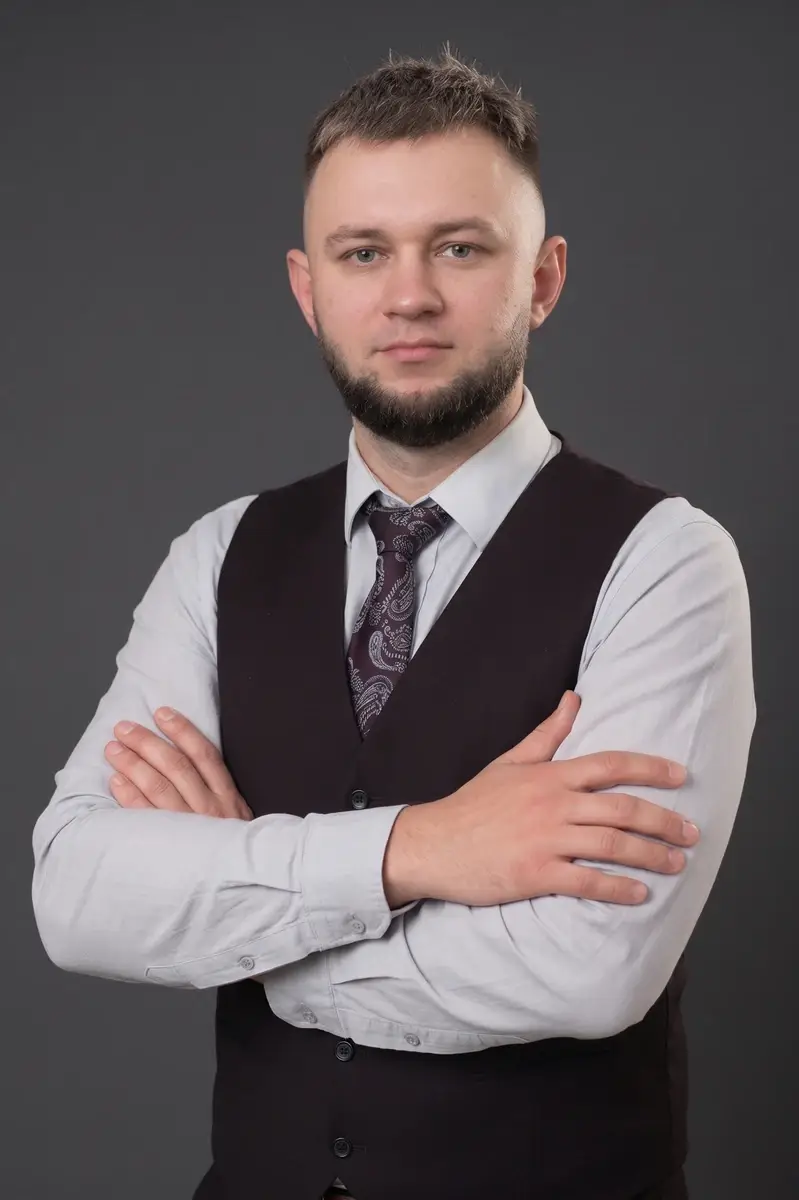 Dr Przemysław Mazurczak
